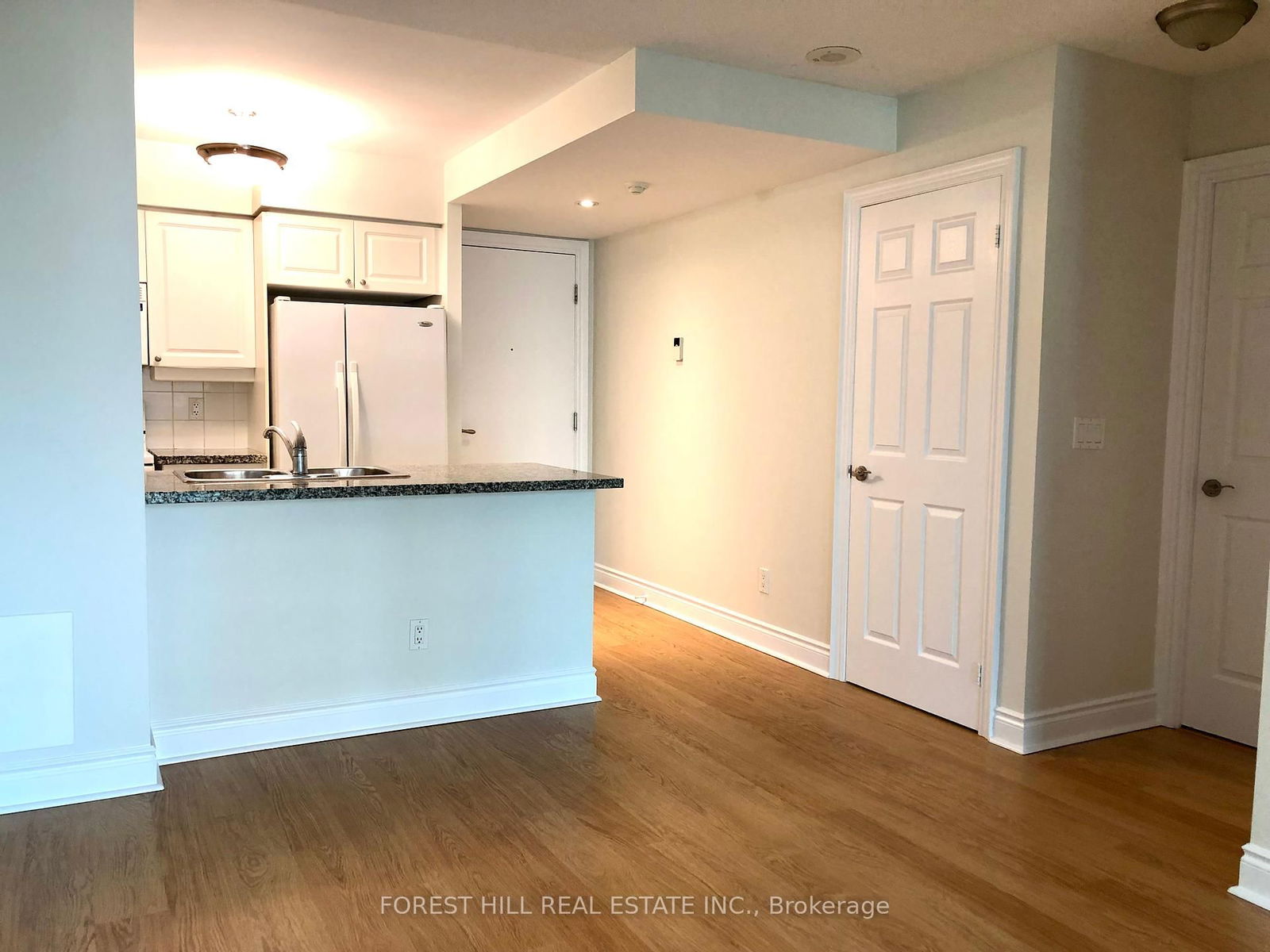 Condo for lease at 701-15 Greenview Avenue, Toronto, Newtonbrook West, M2M 4M7 - MLS: C12087173