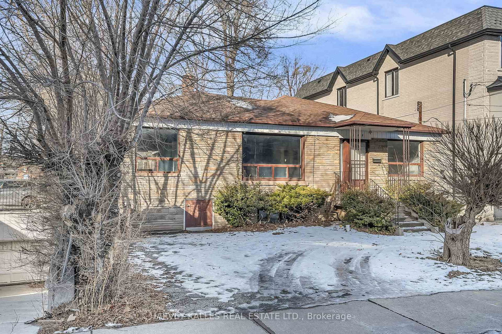 Detached House for sale at 146 Bannockburn Avenue, Toronto, Bedford Park-Nortown, M5M 2N5 - MLS: C12087233
