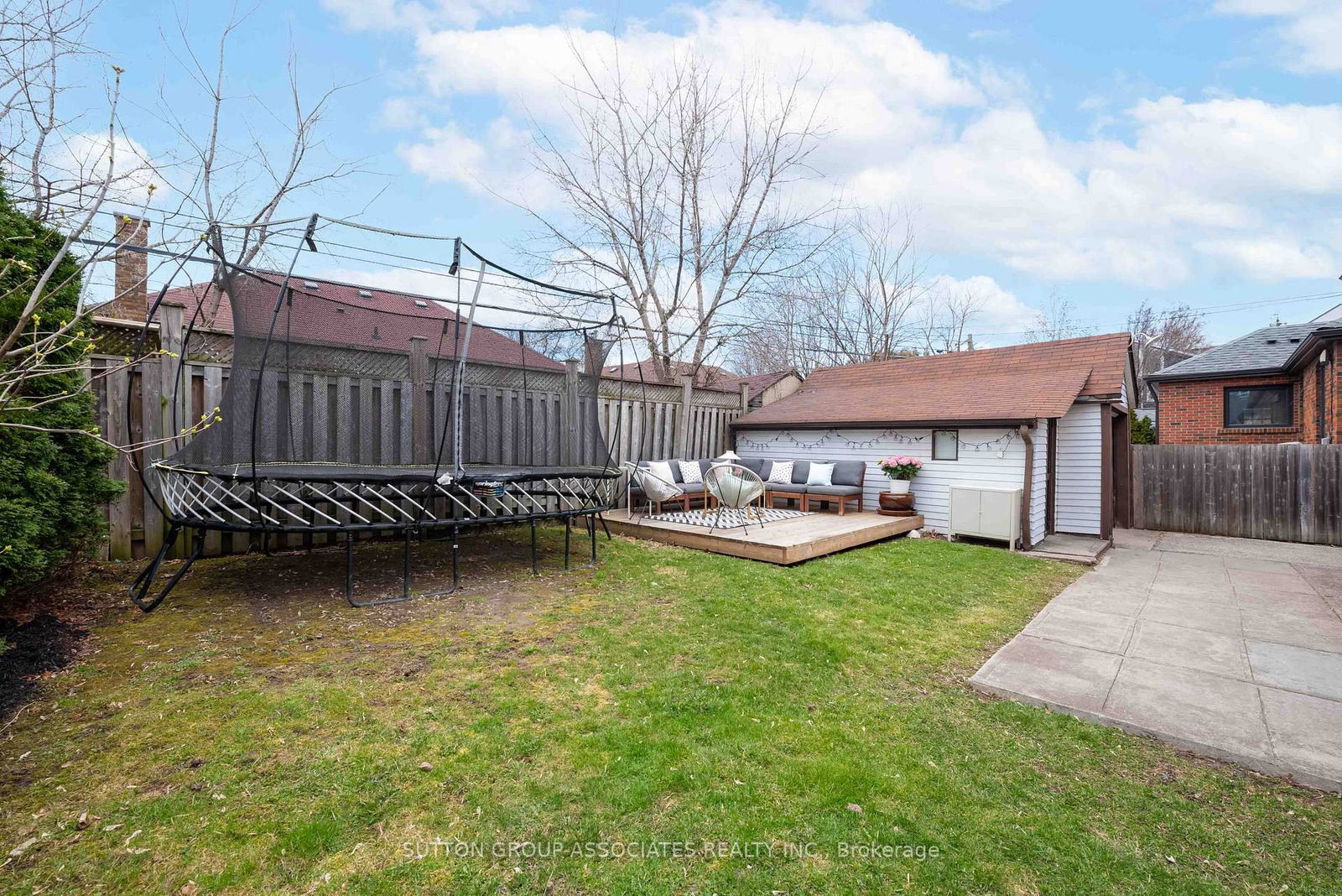 Detached House sold at 542 Atlas Avenue, Toronto, Oakwood Village, M6C 3R3 - MLS: C12087607