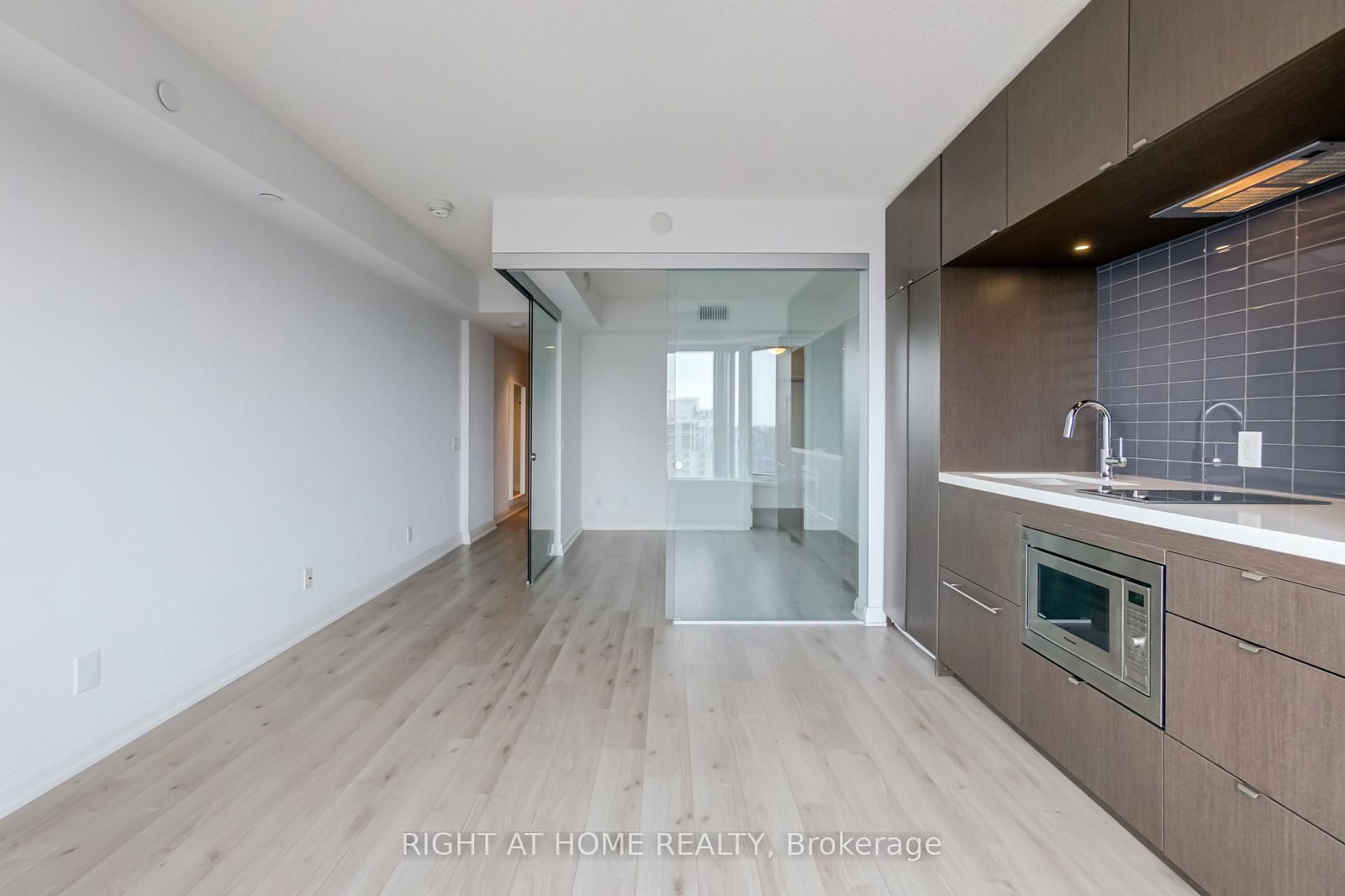 Condo for sale at 2601-155 Yorkville Avenue, Toronto, Annex, M5R 0B4 - MLS: C12087948