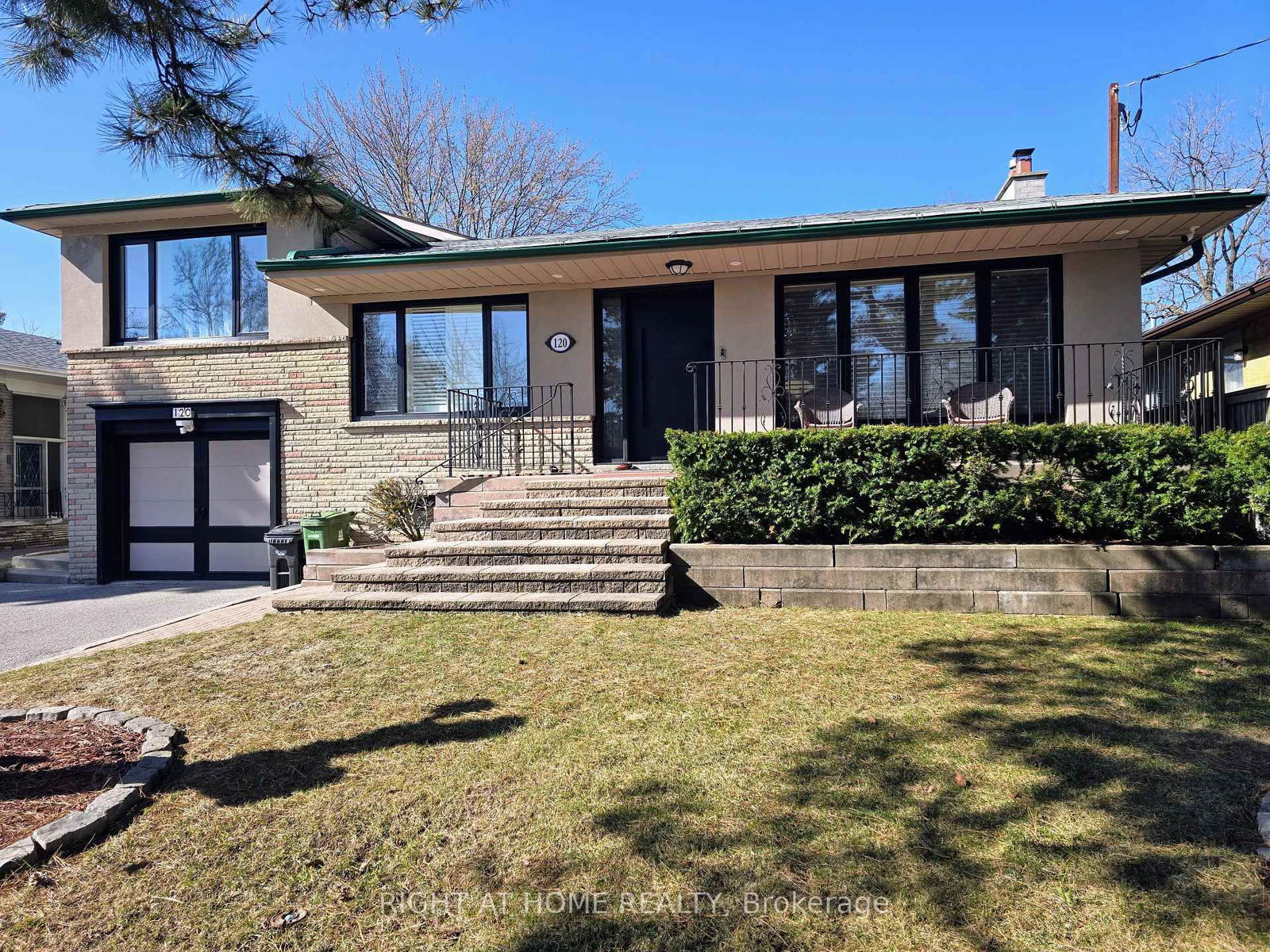 Detached House for sale at 120 Santa Barbara Road, Toronto, Willowdale West, M2N 2C5 - MLS: C12088008