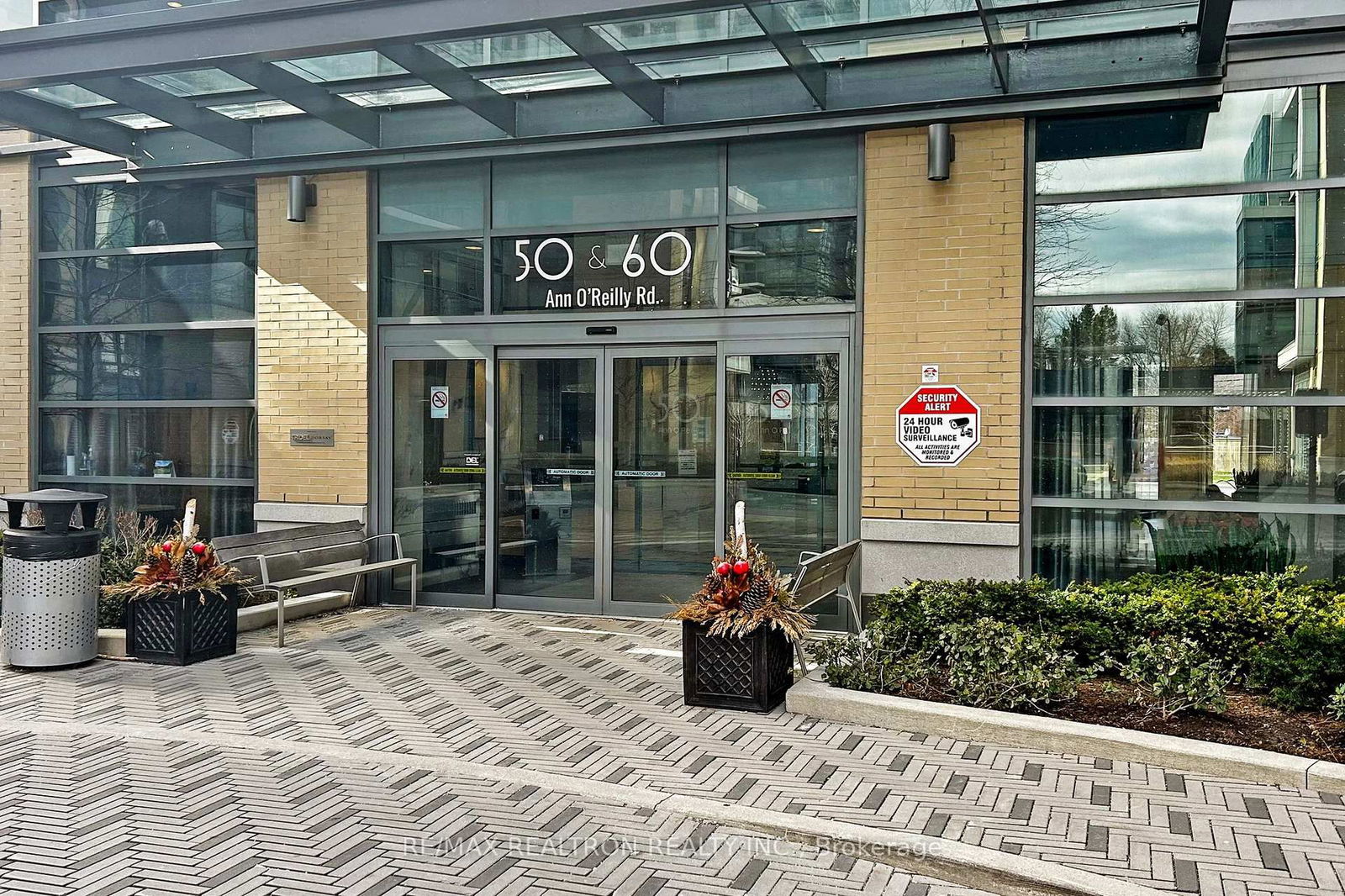 Condo for sale at 266-60 Ann O'reilly Road, Toronto, Henry Farm, M2J 0C8 - MLS: C12088351