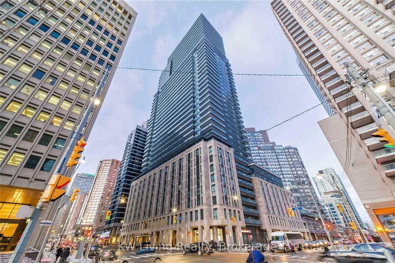 home for lease on 2802-955 Bay Street