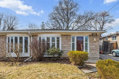335 Woodsworth Rd, Toronto - St. Andrew-Windfields image-0-2