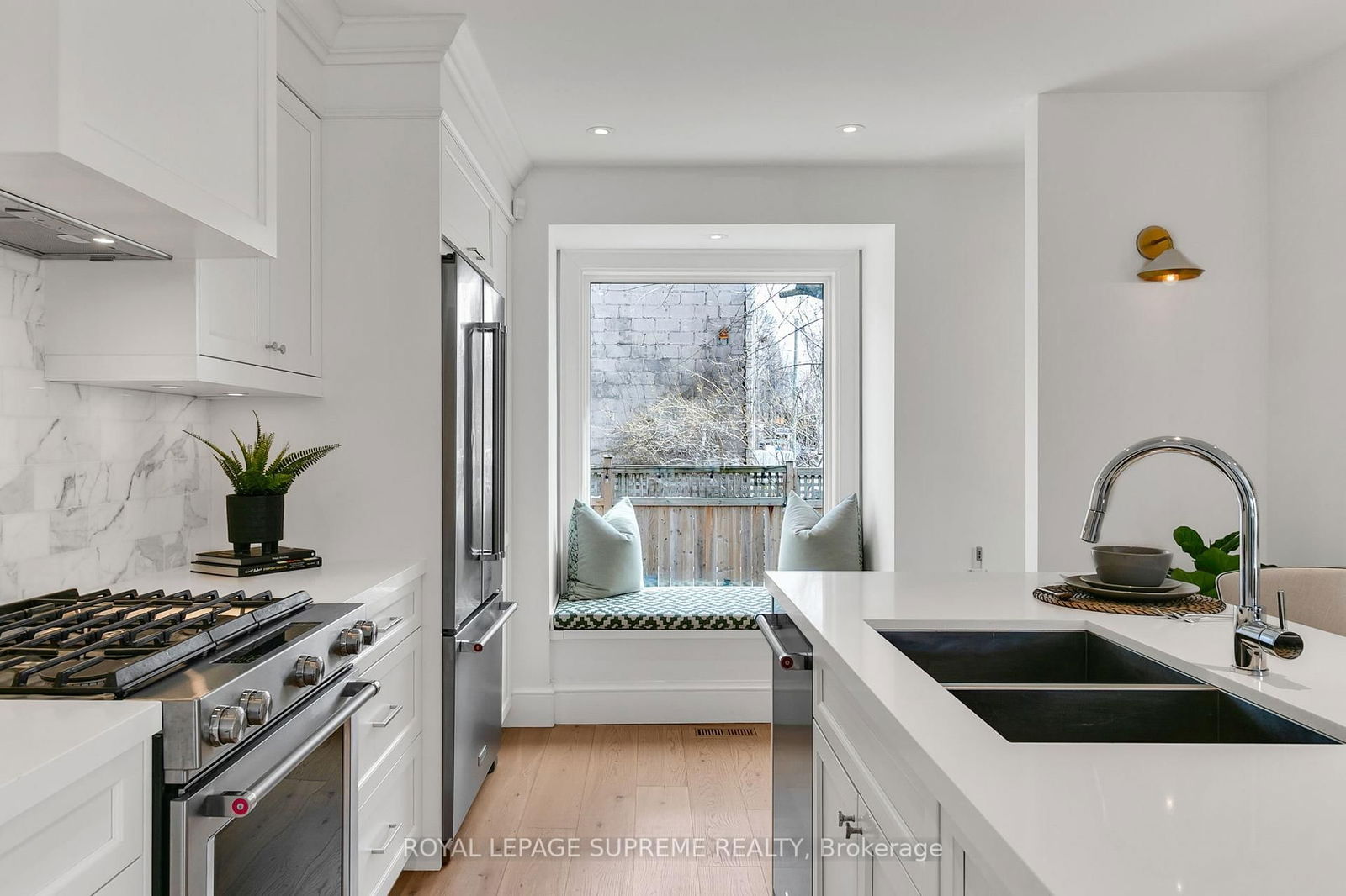 Detached House for sale at 1 Martin Crescent, Toronto, Mount Pleasant East, M4S 2V3 - MLS: C12089272