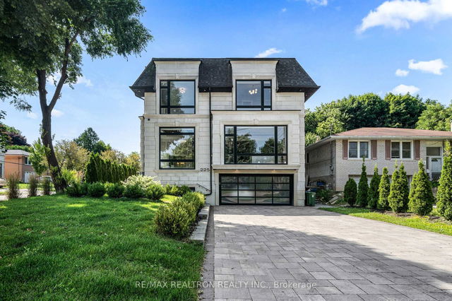 225 Northwood Drive
