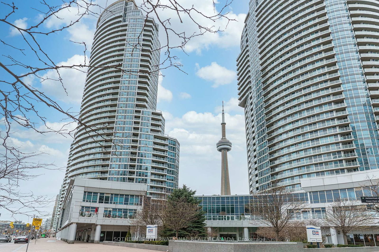 Condo sold at 2712-208 Queens Quay, Toronto, Waterfront Communities C1, M5J 2Y5 - MLS: C12089555
