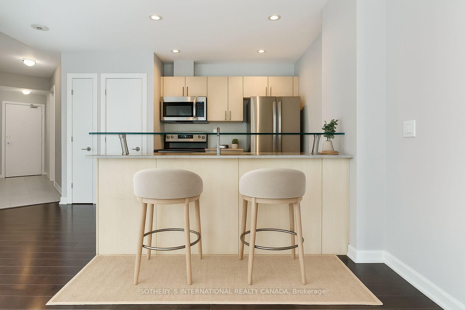 Condo sold at 2712-208 Queens Quay, Toronto, Waterfront Communities C1, M5J 2Y5 - MLS: C12089555