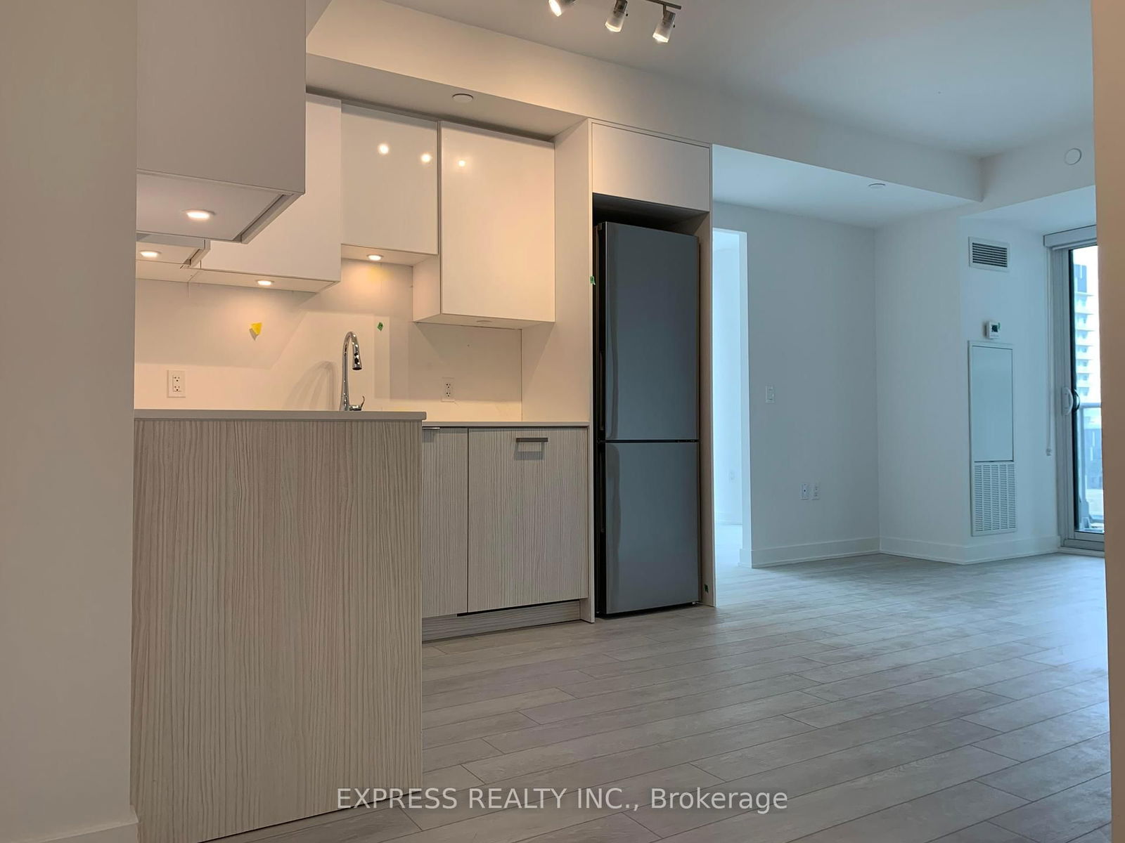Condo for sale at 2612-195 Redpath Avenue, Toronto, Mount Pleasant West, M4P 0E4 - MLS: C12090131