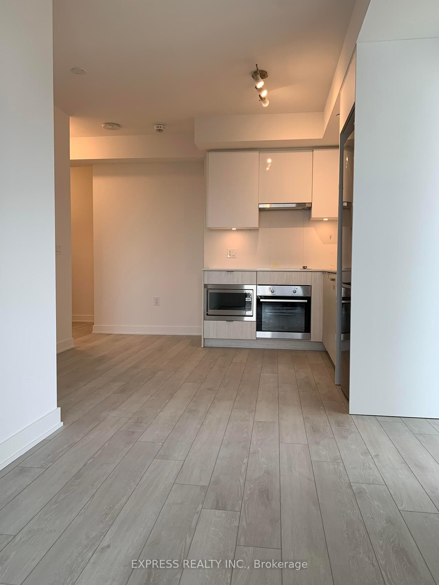 Condo for sale at 2612-195 Redpath Avenue, Toronto, Mount Pleasant West, M4P 0E4 - MLS: C12090131