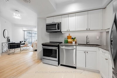 Unit 303 — 621 Sheppard Ave, Toronto - Bayview Village image-0-3