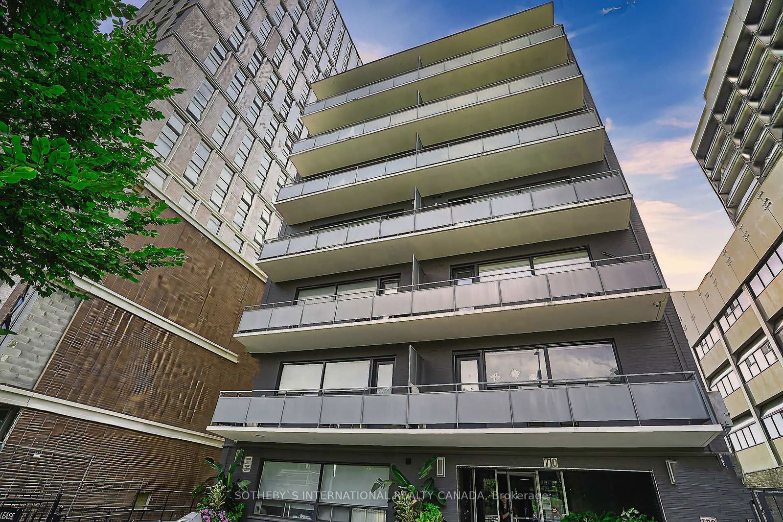 Condo leased at 304-710 Spadina Avenue, Toronto, University, M5S 2J3 - MLS: C12090241