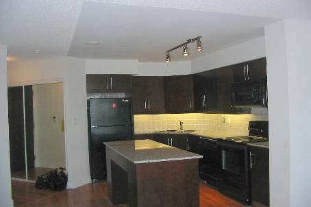 901 - 20 Blue Jays Way, Toronto, M5V3W6 | Image 2