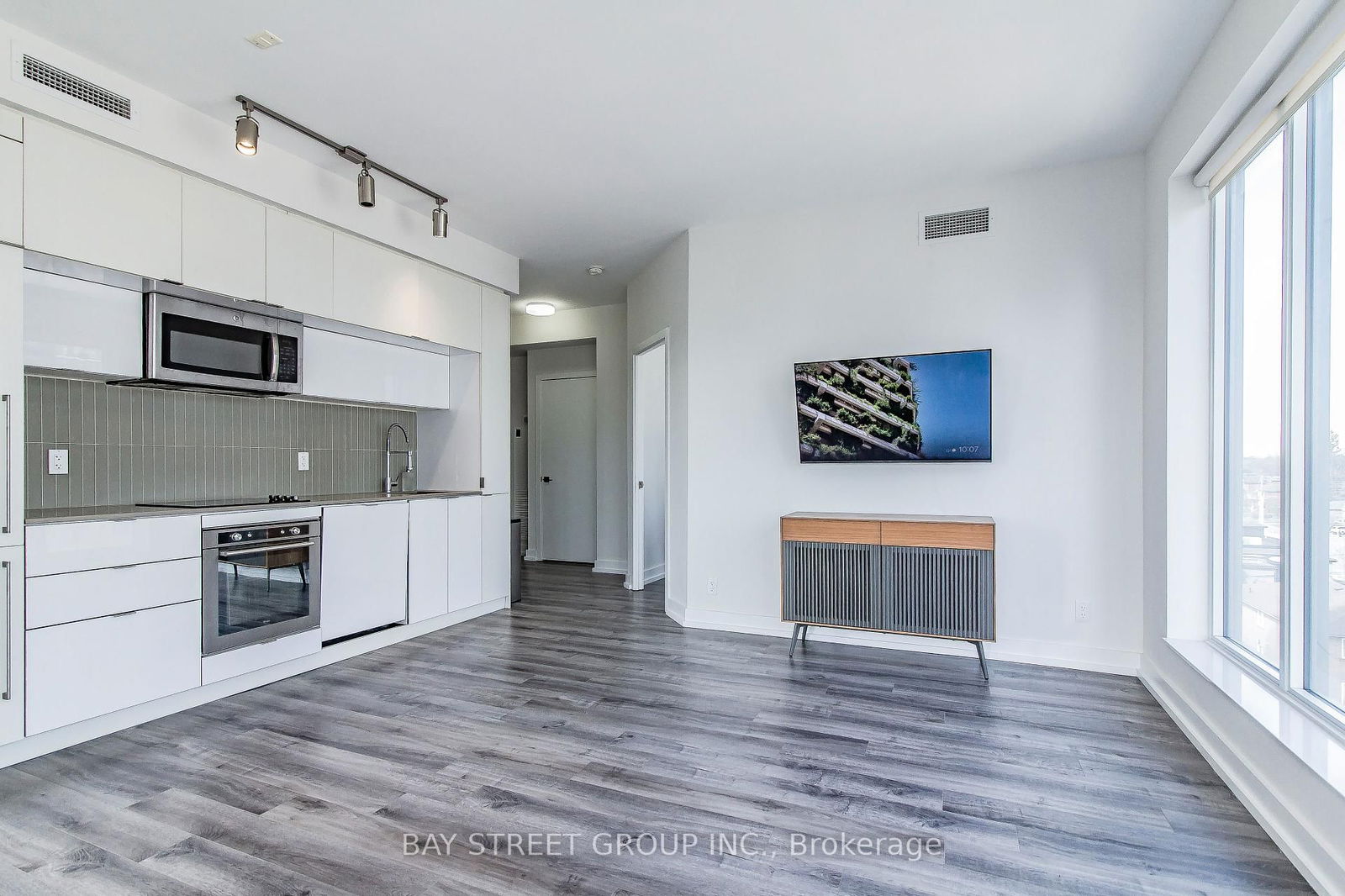 Condo leased at 702-28 Avondale Avenue, Toronto, Willowdale East, M2N 0K2 - MLS: C12090875