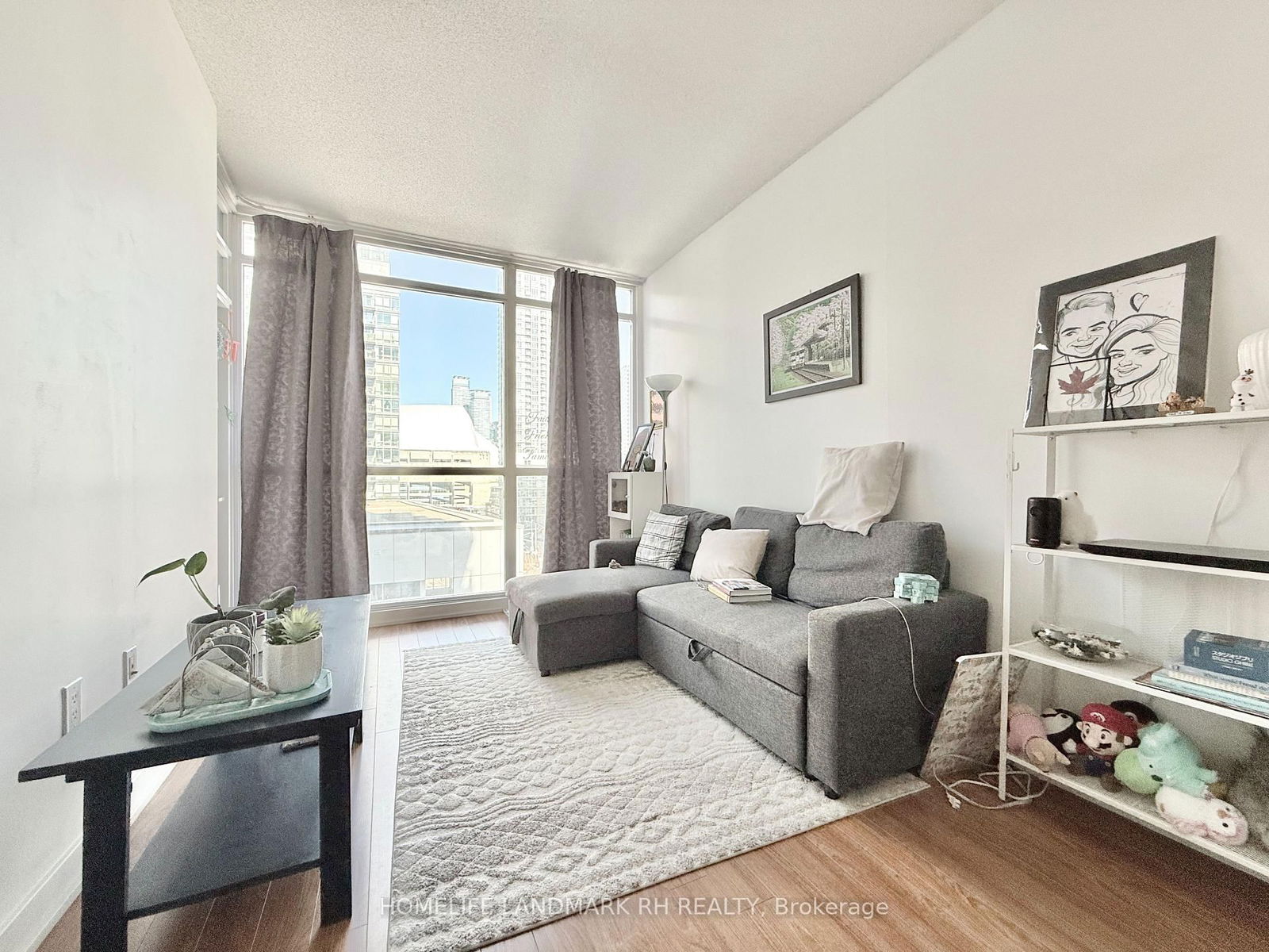 Condo leased at 705-8 Telegram Mews, Toronto, Waterfront Communities C1, M5V 3Z5 - MLS: C12090889
