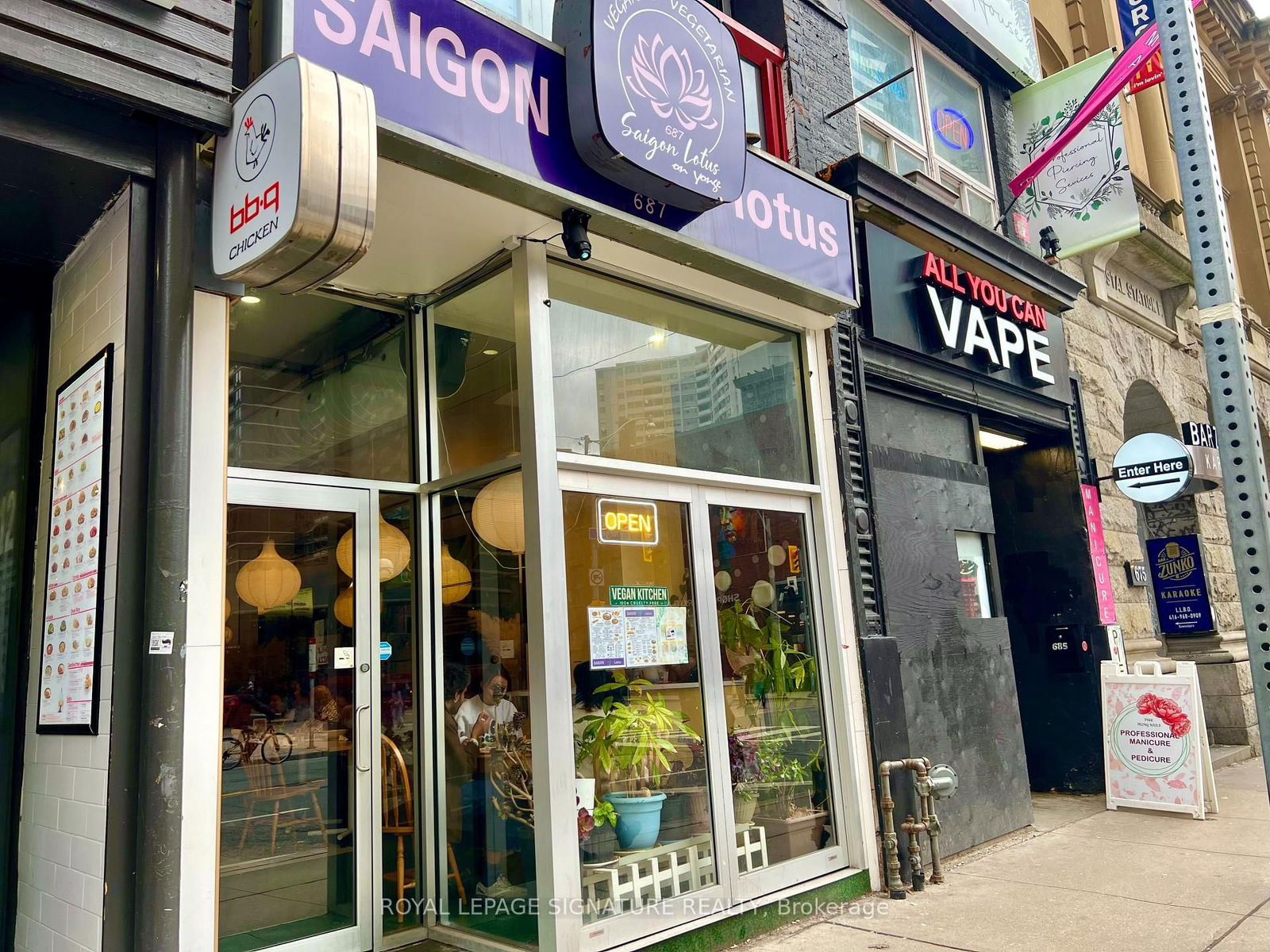 Sale Of Business for sale at 687 Yonge Street, Toronto, Church-Yonge Corridor, M4Y 2B2 - MLS: C12091192