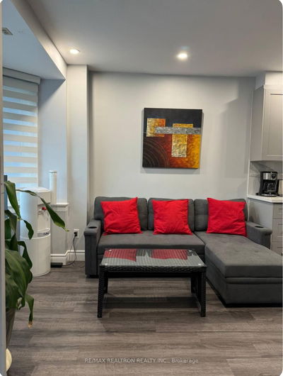 Unit Main — 326 Bathurst St, Toronto - Trinity-Bellwoods image-0-4