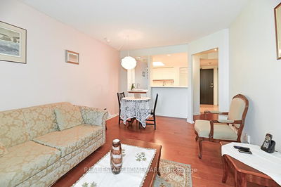 Unit 204 — 15 Maitland Pl, Toronto - Cabbagetown-South St. James Town image-0-4