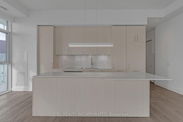 4402 - 15 Lower Jarvis Street