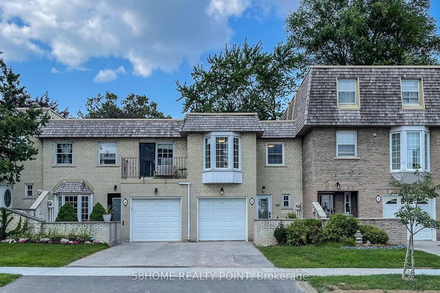 4 Farmstead Road
