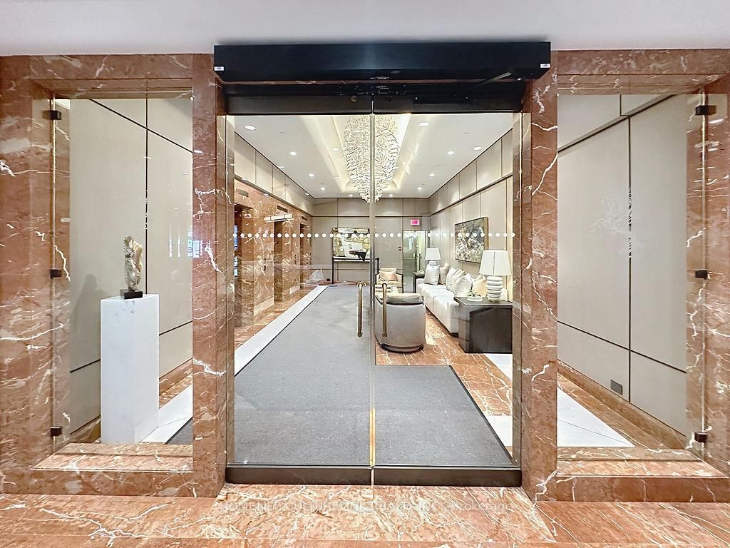 Condo sold at 1104-175 Cumberland Street, Toronto, Annex, M5R 3M9 - MLS: C12092682