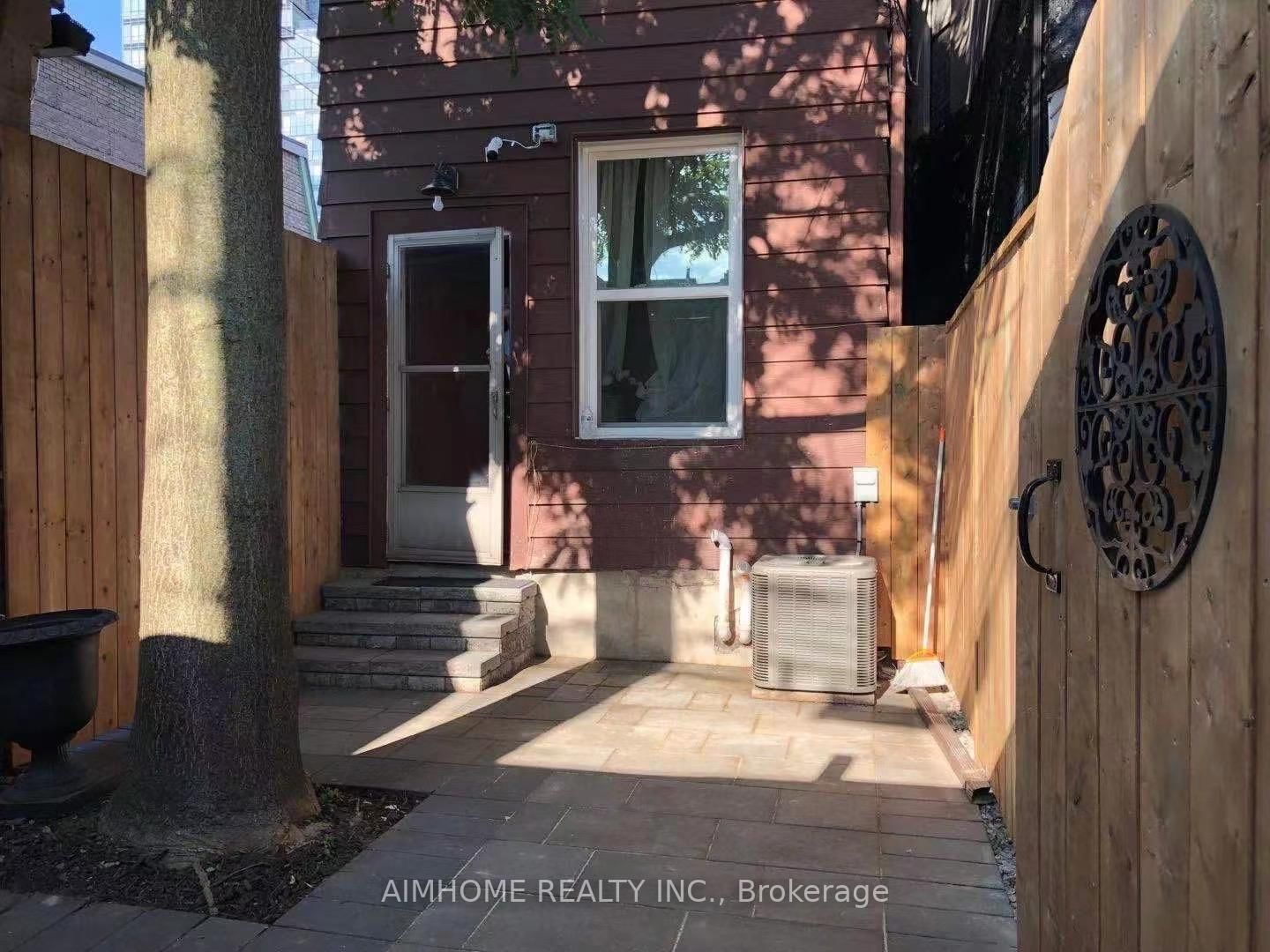 Semi-Detached House for lease at R102-26.5 Glasgow Street, Toronto, Kensington-Chinatown, M5T 2C1 - MLS: C12092931