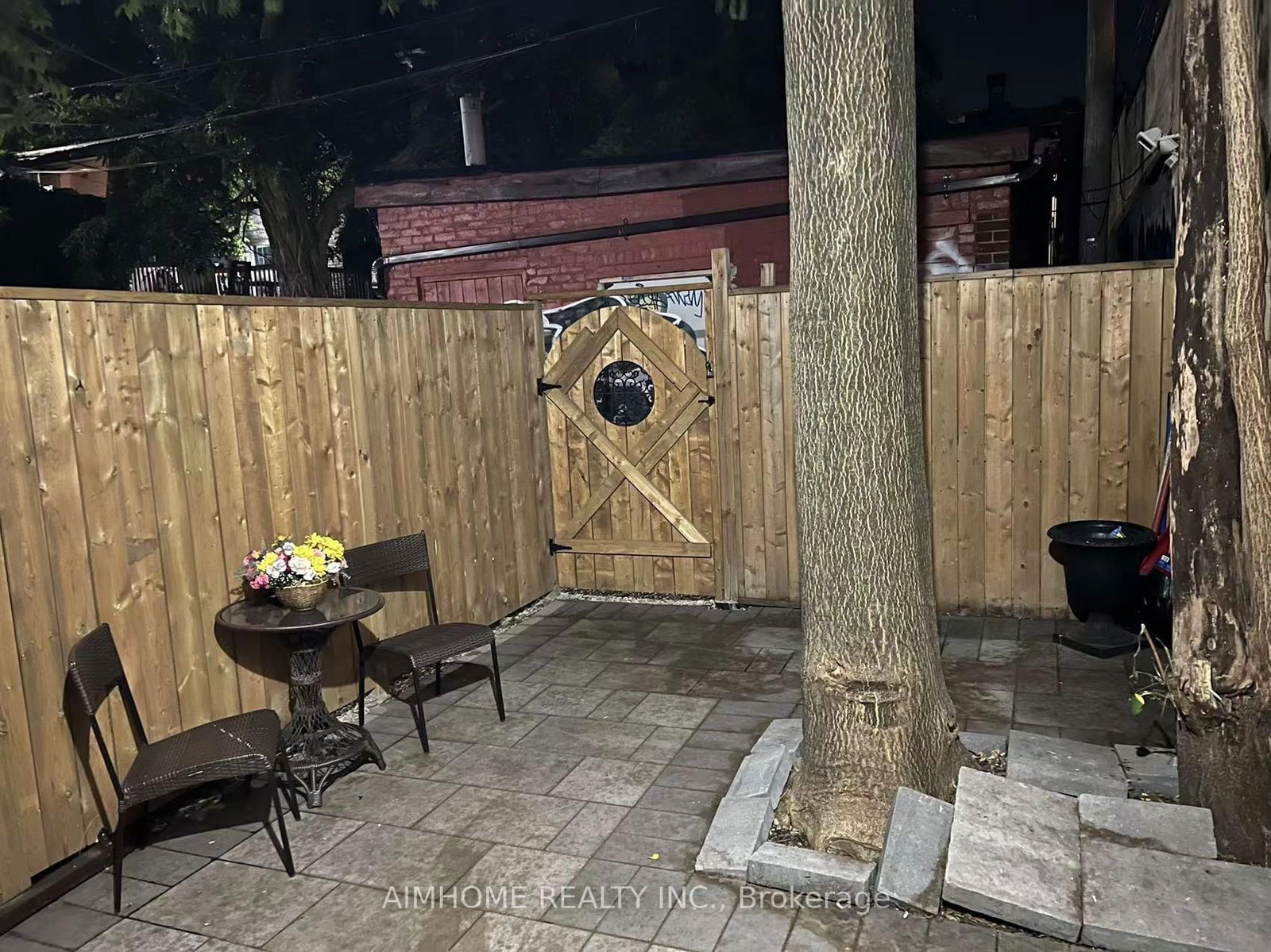 Semi-Detached House for lease at R102-26.5 Glasgow Street, Toronto, Kensington-Chinatown, M5T 2C1 - MLS: C12092931