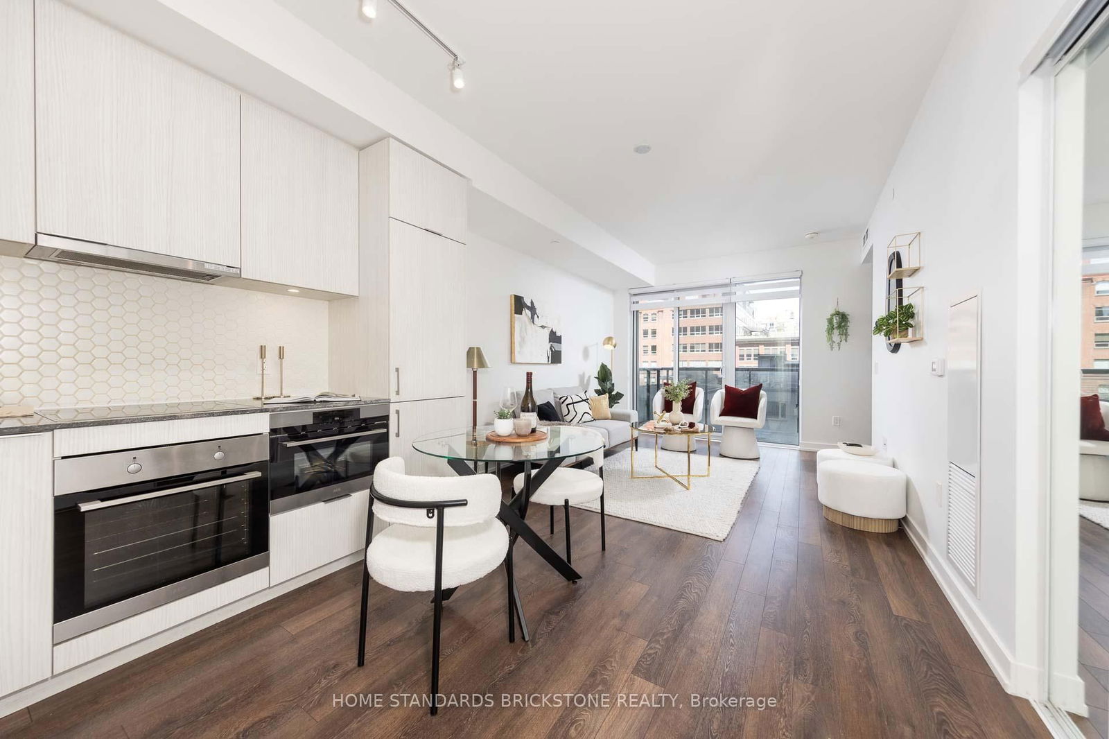 Condo for sale at 412-158 Front Street, Toronto, Moss Park, M5A 0K9 - MLS: C12092966