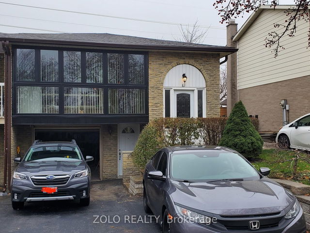 82 Sexton Crescent