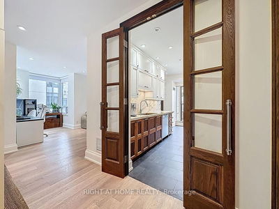 Unit 316 — 5 Northtown Way, Toronto - Willowdale East image-0-2