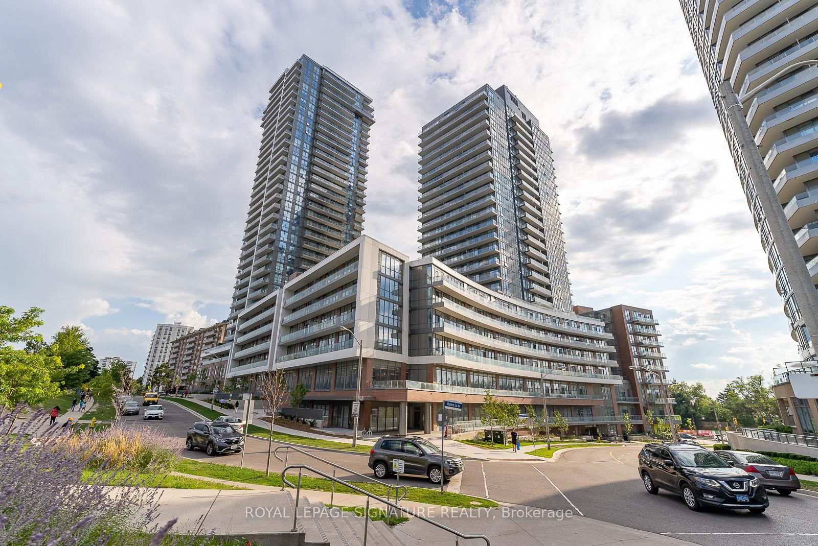 Condo for sale at 722-36 Forest Manor Road, Toronto, Henry Farm, M2J 1M1 - MLS: C12093266
