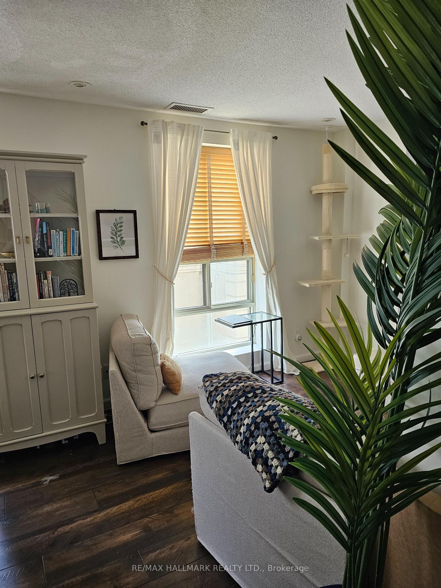 Condo for lease at Ph807-80 Charles Street, Toronto, Church-Yonge Corridor, M4Y 2W6 - MLS: C12093369