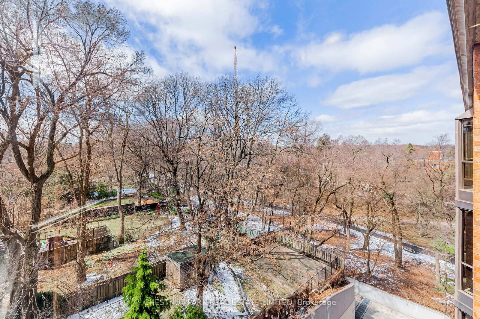 Condo sold at 810-2900 Yonge Street, Toronto, Lawrence Park South, M4N 3N8 - MLS: C12093471