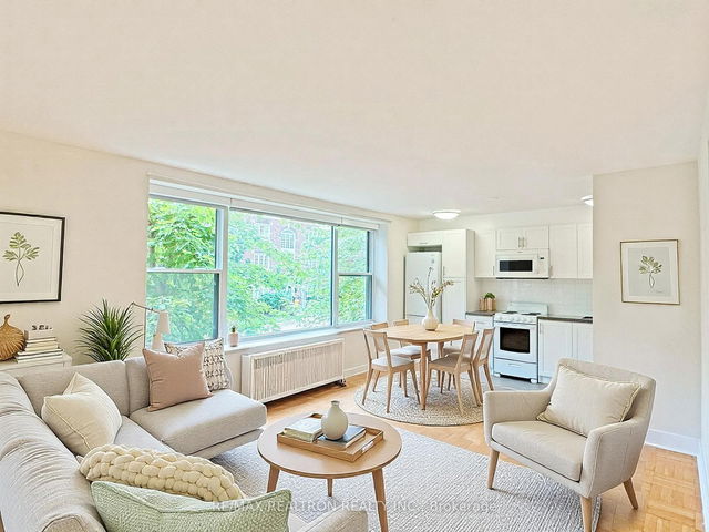 110 - 1545 Bathurst Street