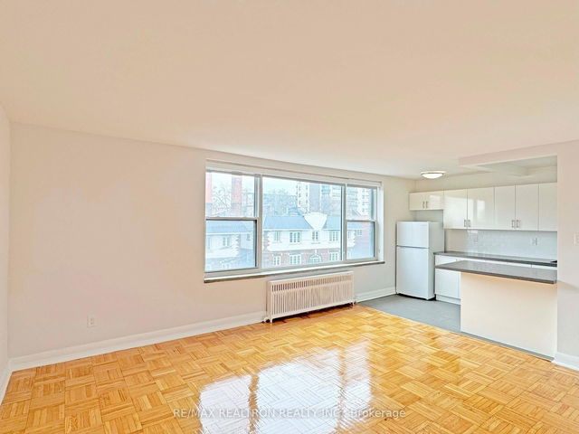 410 - 1545 Bathurst Street