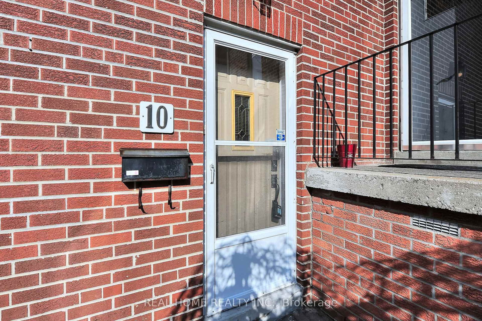 Townhouse for sale at 244-10 Farina Mill Way, Toronto, St. Andrew-Windfields, M2L 1S1 - MLS: C12094094