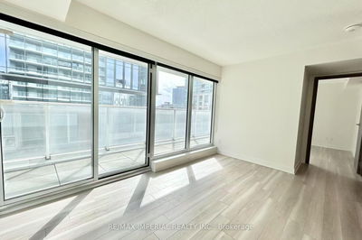 Unit 611 — 19 Bathurst St, Toronto - Waterfront Communities C1 image-0-2