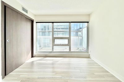 Unit 611 — 19 Bathurst St, Toronto - Waterfront Communities C1 image-0-3