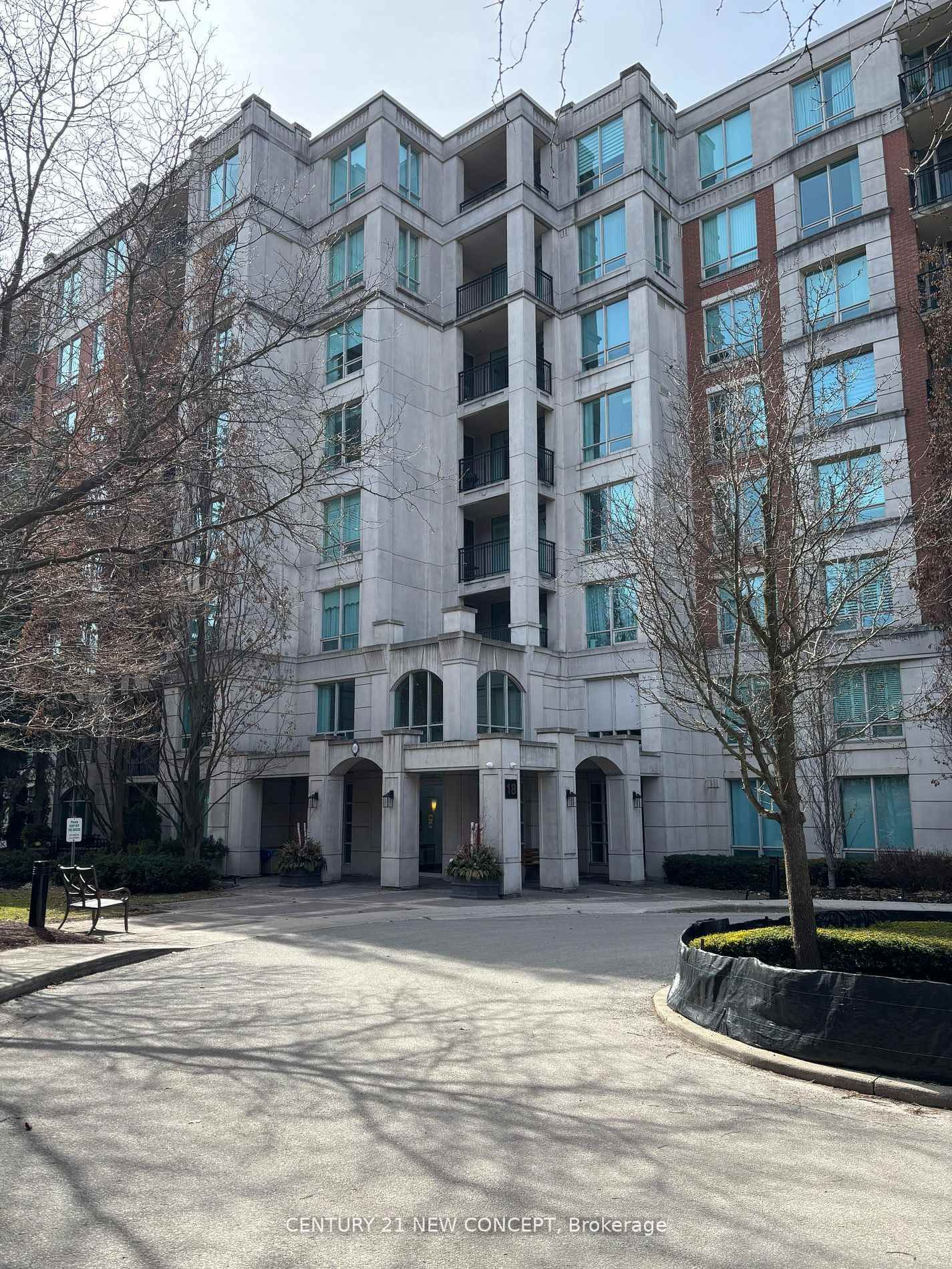 Condo for lease at 214-18 William Carson Crescent, Toronto, St. Andrew-Windfields, M2P 2G6 - MLS: C12094380