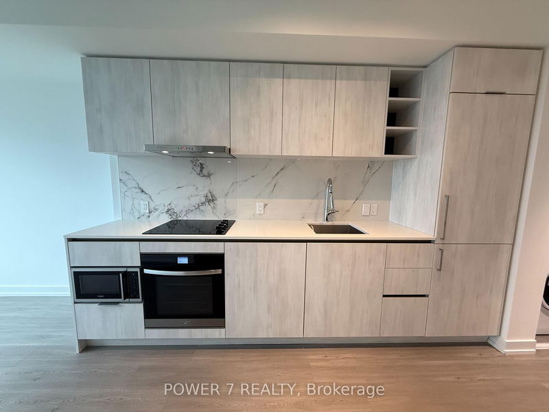home for lease on 2801-8 Wellesley Street