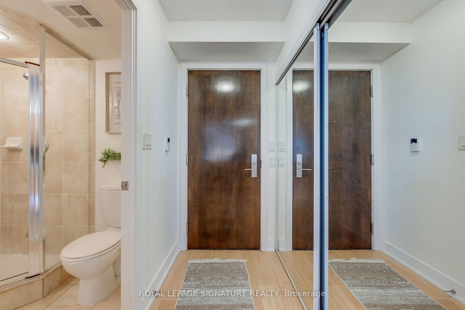 Condo for sale at 1401-20 Blue Jays Way, Toronto, Waterfront Communities C1, M5V 3W6 - MLS: C12095442