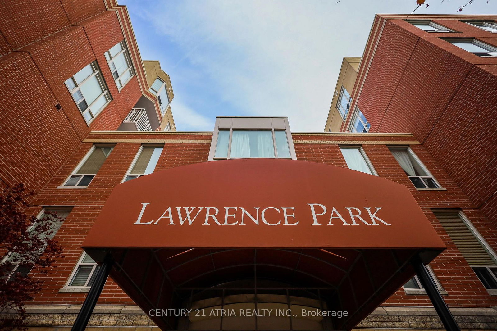Condo for lease at 204-455 Rosewell Avenue, Toronto, Lawrence Park South, M4R 2H9 - MLS: C12095561