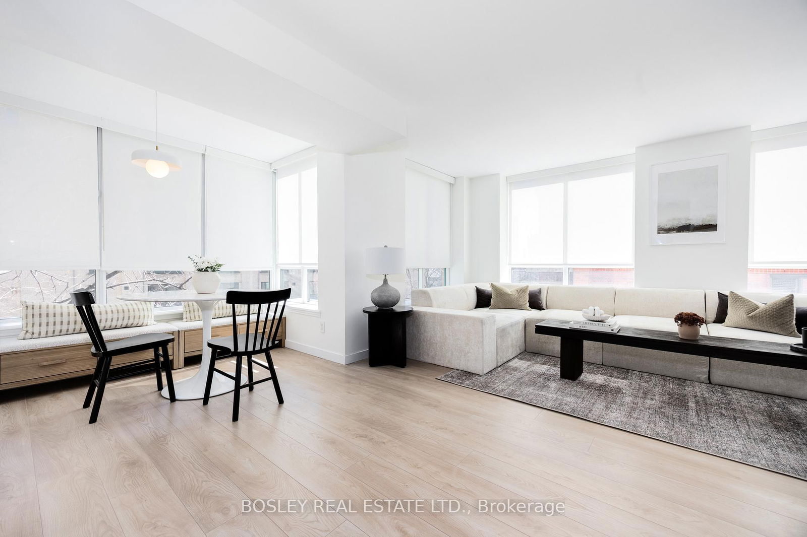 Condo sold at 405-801 King Street, Toronto, Niagara, M5V 3C9 - MLS: C12095750