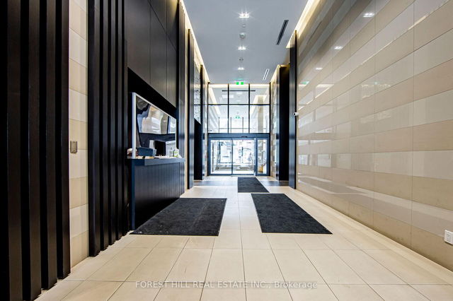 3809 - 501 Yonge Street