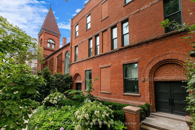 314 Palmerston Boulevard