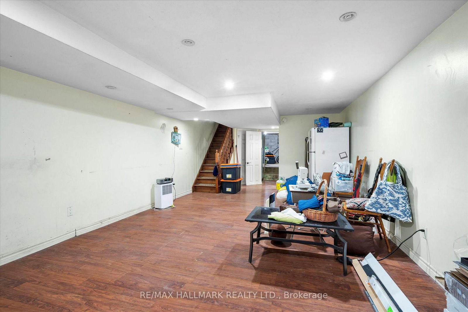 Listing Image 28