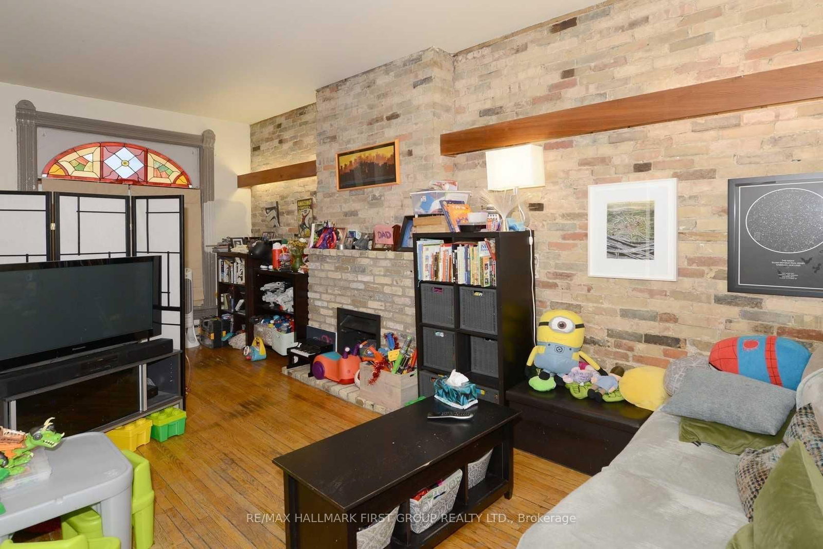Listing Image 6
