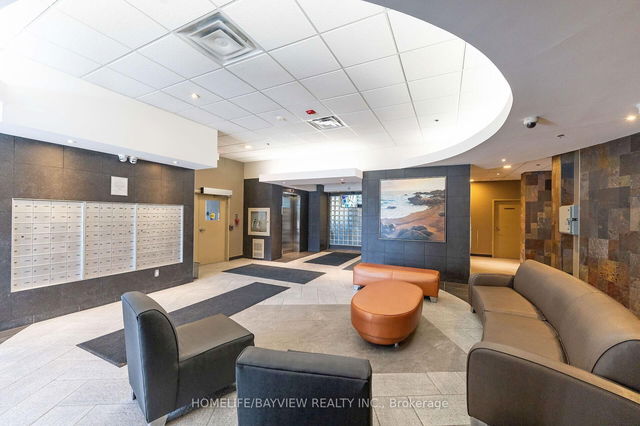 407 - 890 Sheppard Avenue