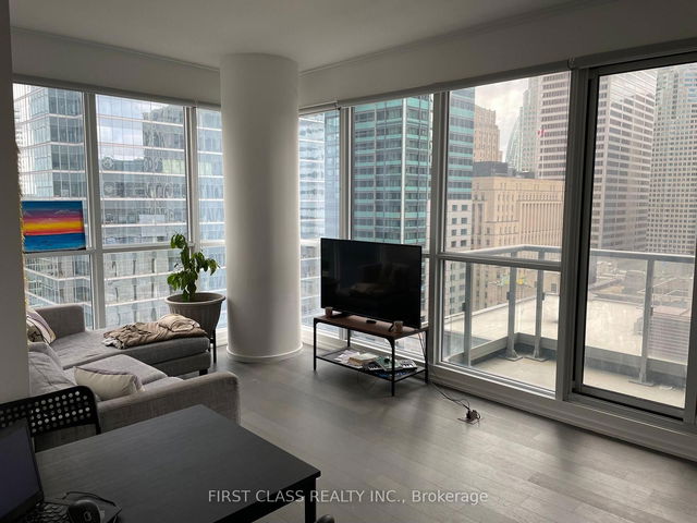 2BR 2906 - 70 Temperance Street