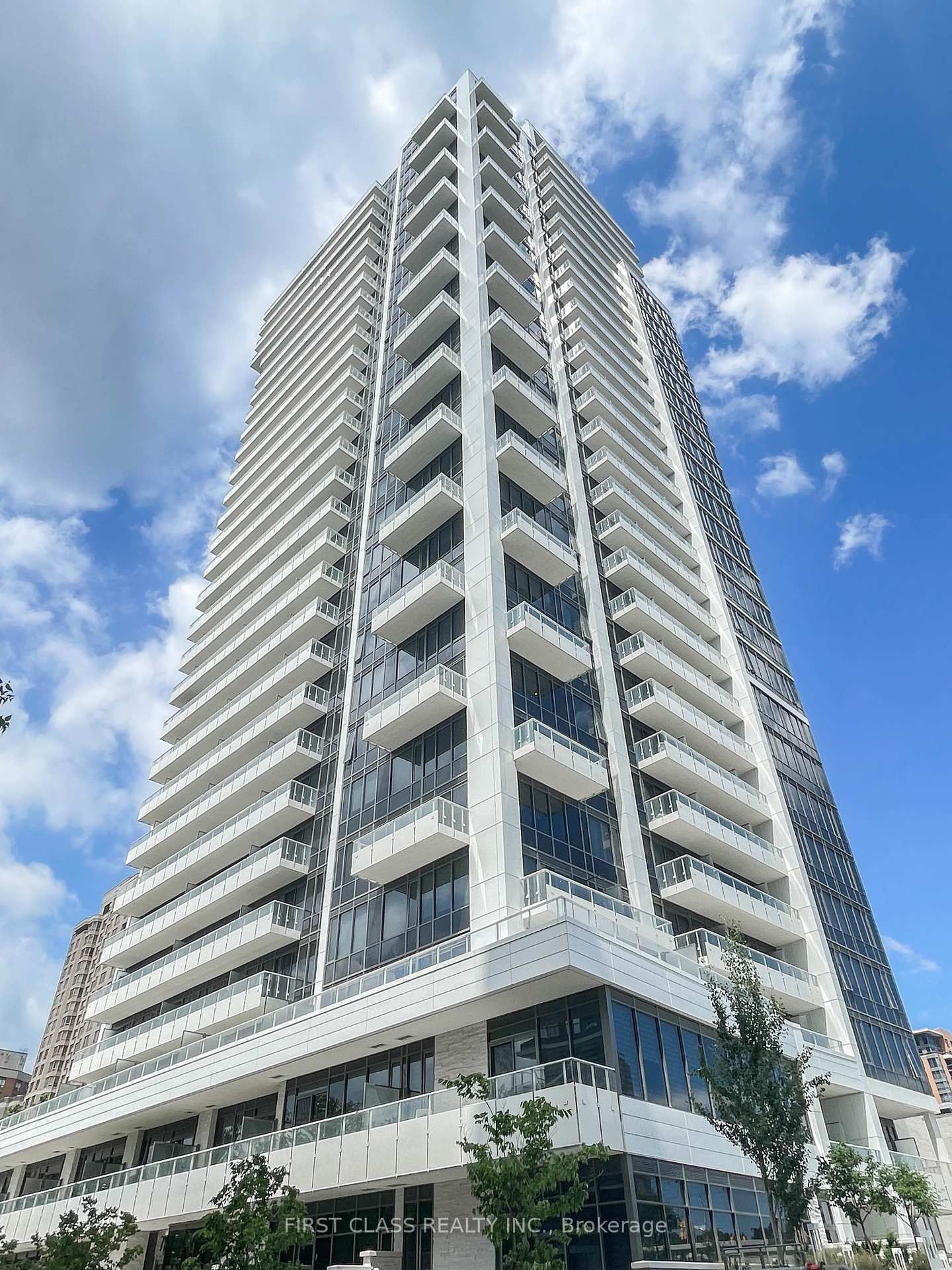Condo leased at 807-75 Canterbury Place, Toronto, Willowdale West, M2N 2N1 - MLS: C12097196